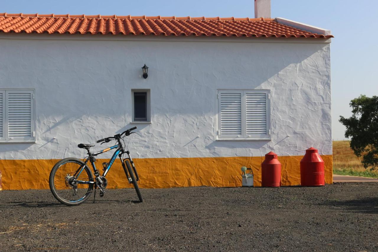 Monte Quinta Verde Guest House Ferreira Do Alentejo Exterior photo